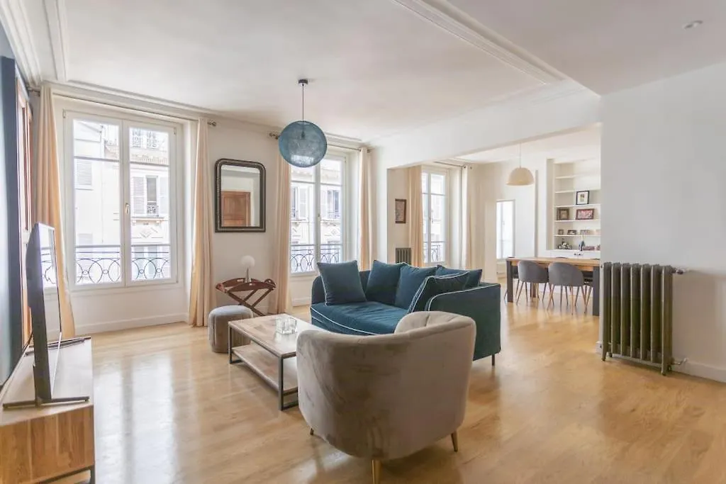 Odeon Luxury Apartment Paris 0*,  France