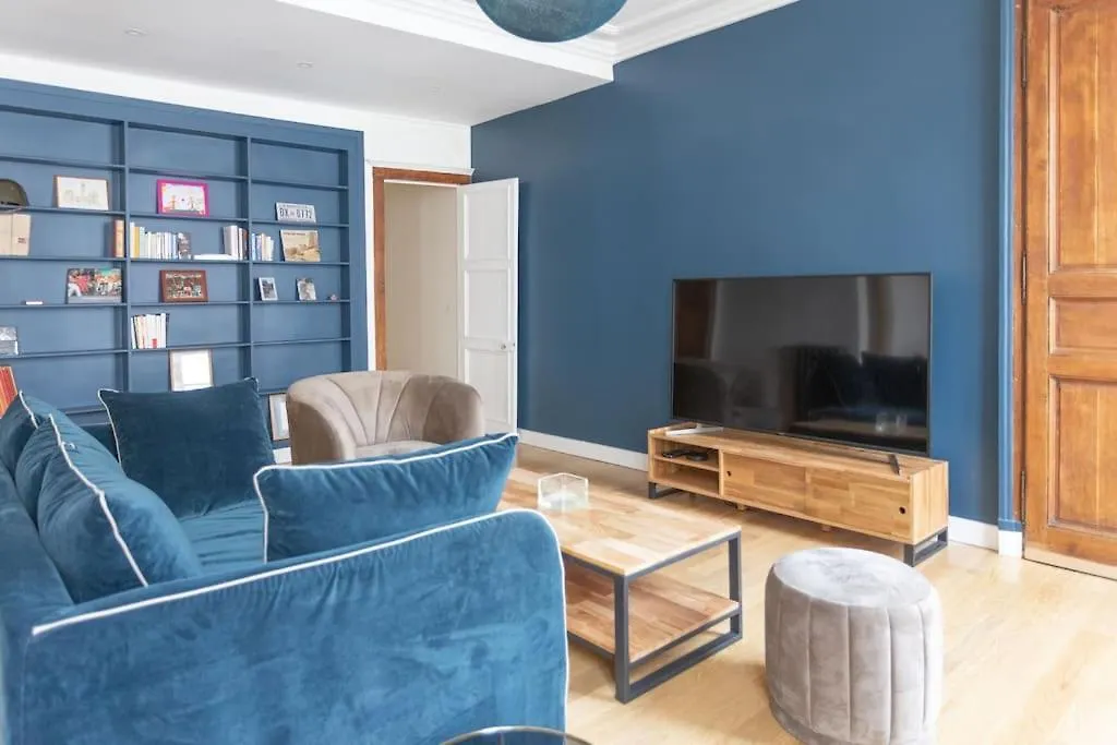 Odeon Luxury Apartment Paris 0*,